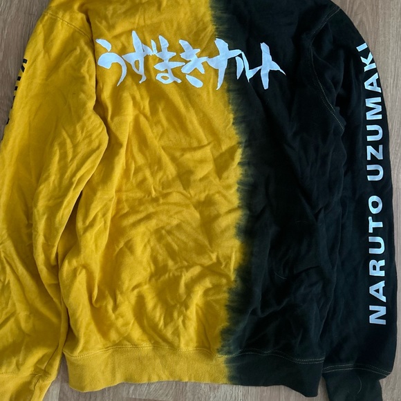 Size Large Hot Topic Exclusive Naruto hooded sweatshirt. - Picture 3 of 3